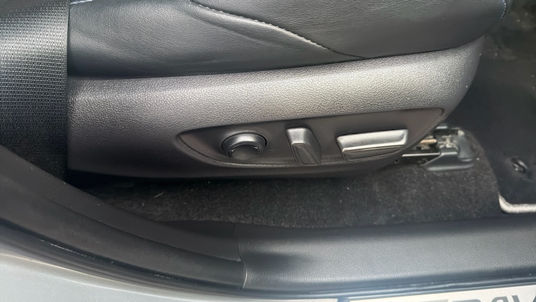 Toyota RAV4 2.5 VVT-i Hybrid Dynamic 5dr CVT 2WD Hybrid Estate